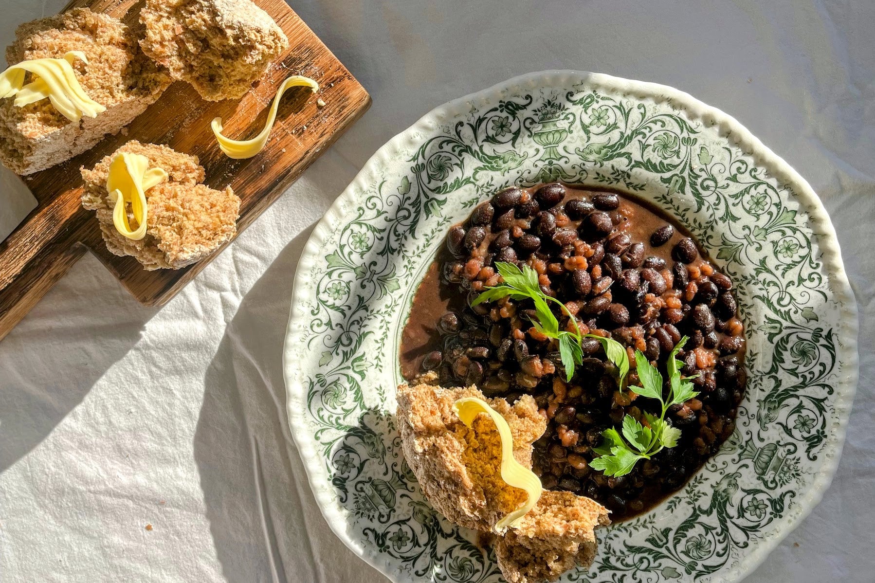 Hp Pudding Black Bean Pudding with Soda Bread - Hodmedod's Wholefoods